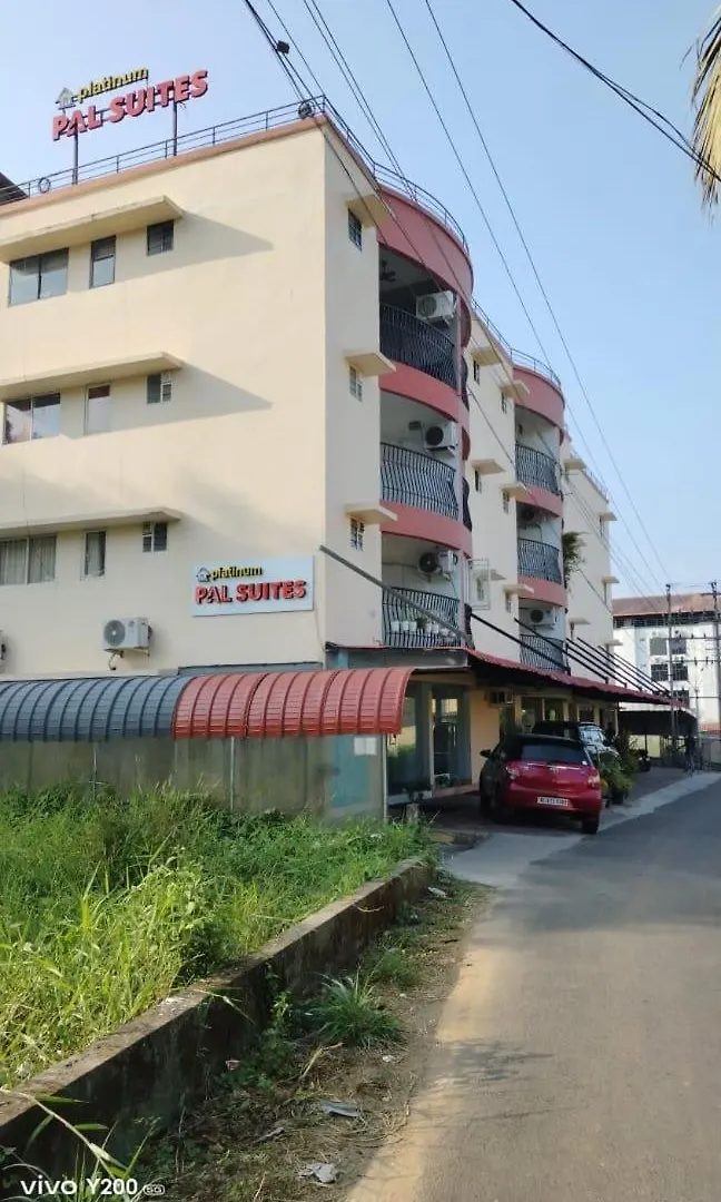 Apartment Platinum Pal Suits Nedumbassery India